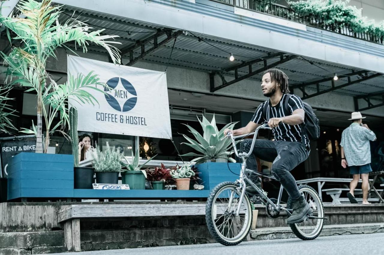 Aien Coffee & Hostel Chatan Eksteriør bilde