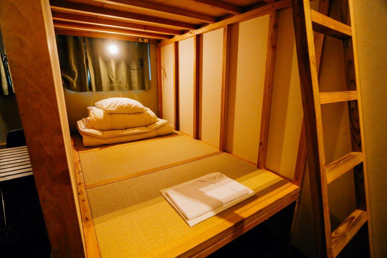 Aien Coffee & Hostel Chatan Eksteriør bilde